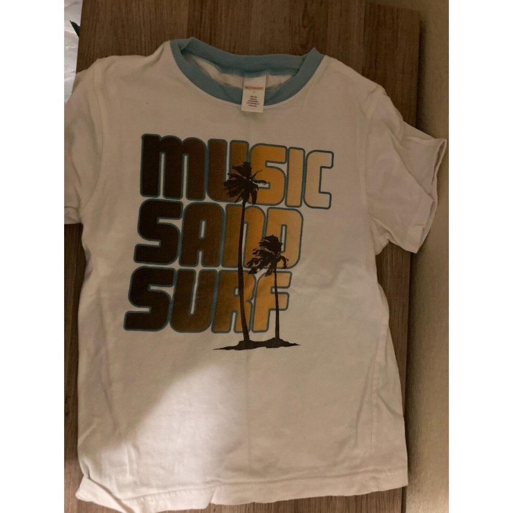 Gymboree White Cotton T Shirt Vintage Feel Music Sand Surf Graphic 7 Palm Tree